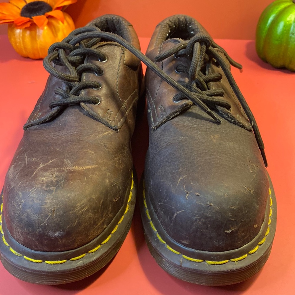 Dr. Martens shoes sz 8M 9L